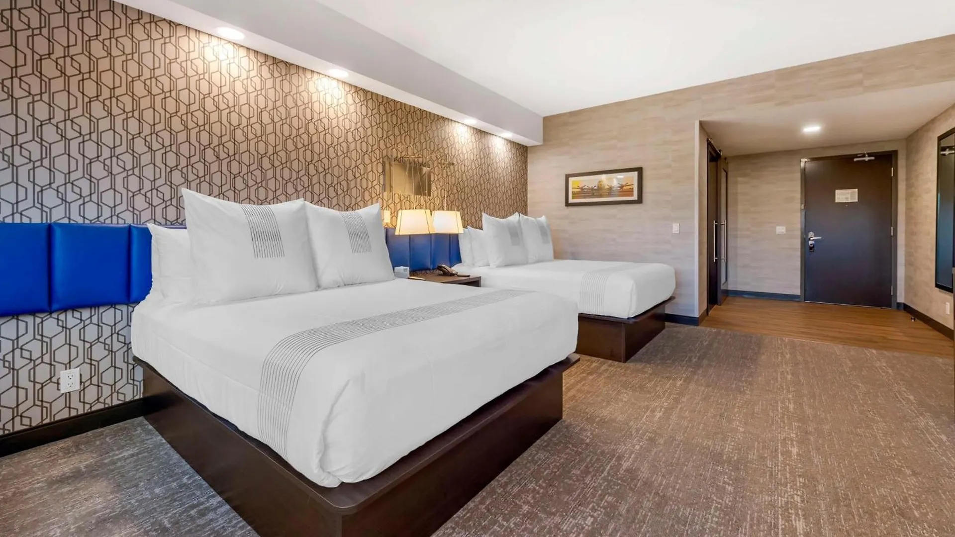 Hotel Glo Best Western Kanata Ottawa West