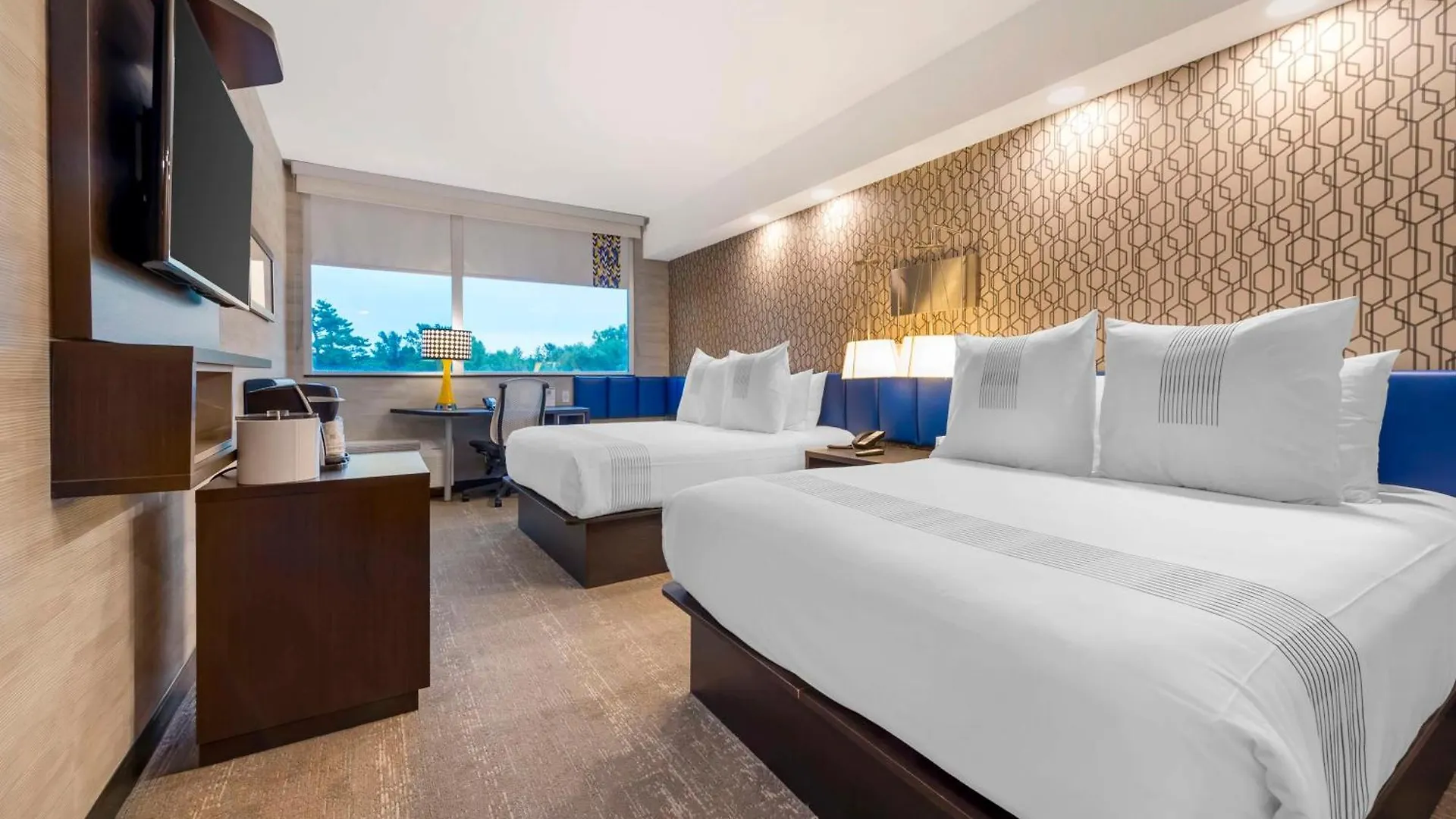 Glo Best Western Kanata Ottawa West